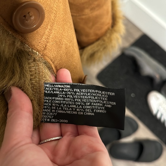 Vintage Faux Fur Coat - Picture 5 of 5